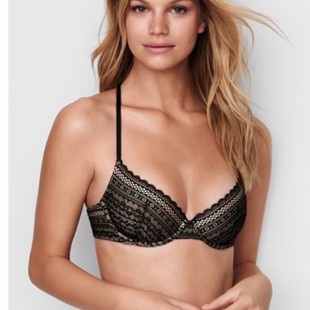 VICTORIAS SECRET Lightly Lined Demi Bra 32DD lace